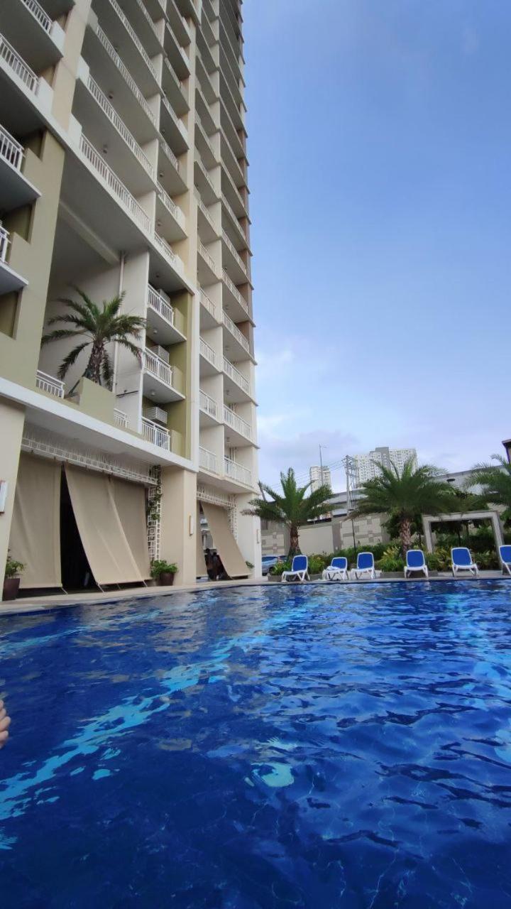 Serendipity Place @Celandine Caloocan Экстерьер фото