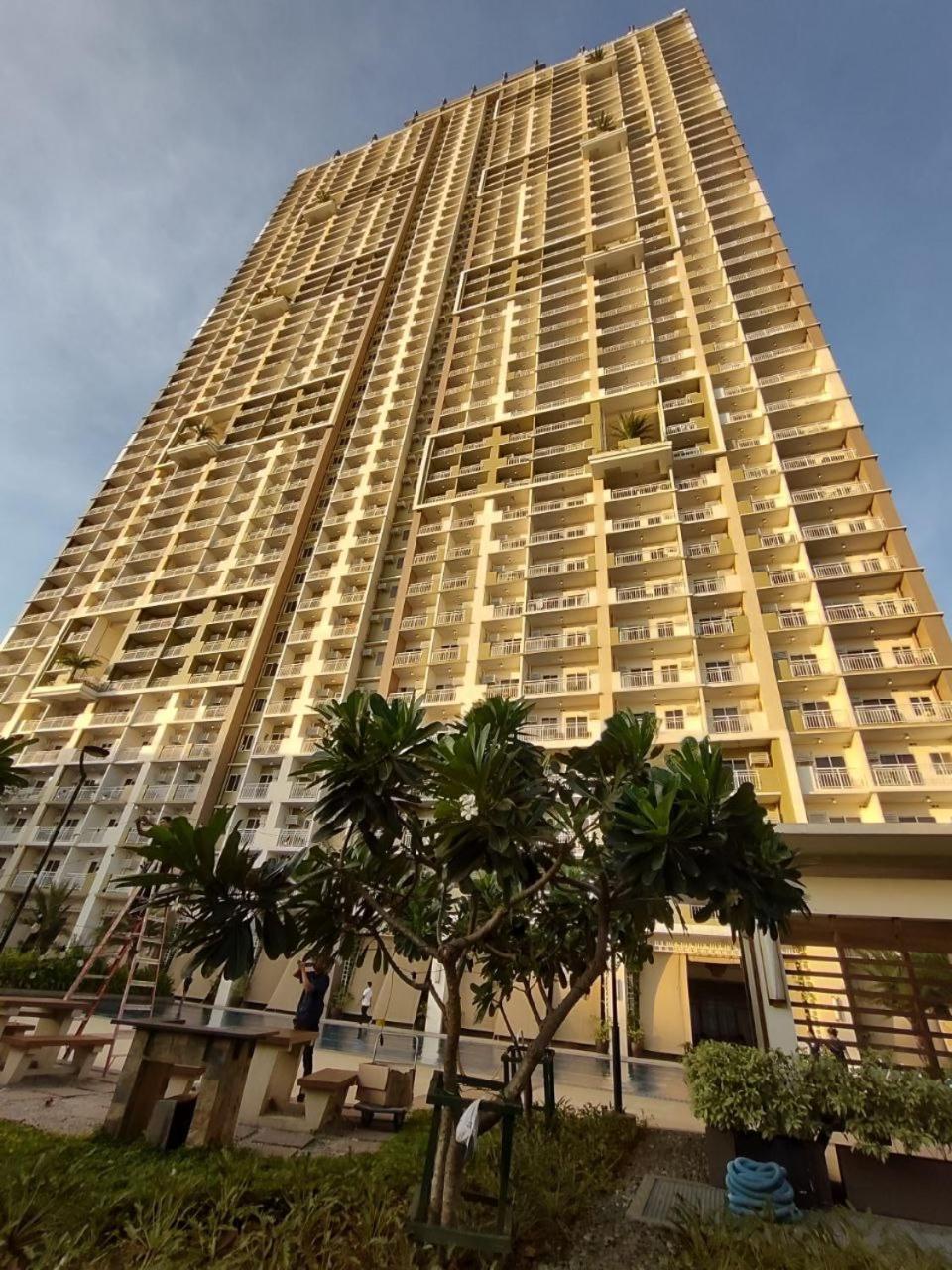Serendipity Place @Celandine Caloocan Экстерьер фото